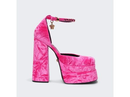 Versace | Women | Medusa Aevitas Platform Pumps | Glossy Pink Fashion