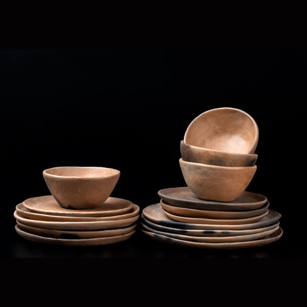 Tlahuitoltepec Artisanal Clay Dinnerware Set Supply