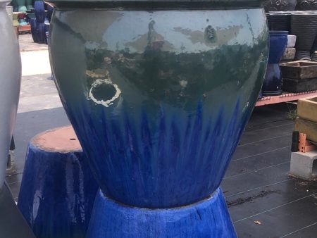 6004H52FS - Turquoise Blue Round Rim Tapered Planter - FREE SHIPPING For Sale