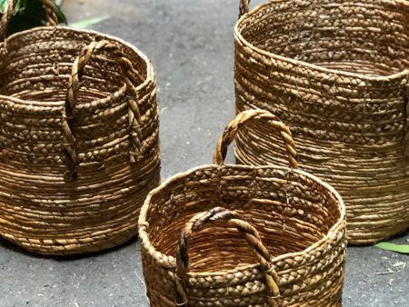 BANANA LEAVES BASKET WITH HANDLES Discount