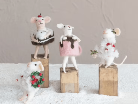 FELT MICE ORNEMENT IN SANTA OUTFIT For Discount