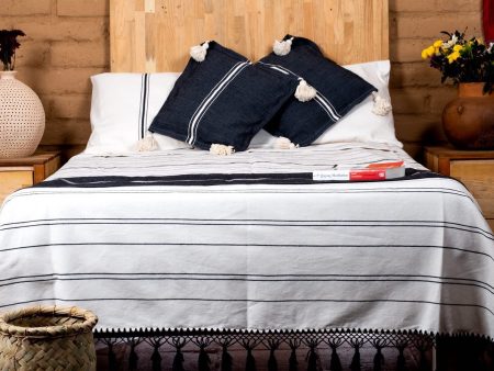 Oaxaca Handmade White and Black  Bedding Set Hot on Sale